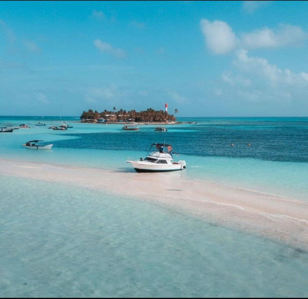 YATE SOFIA DEL MAR